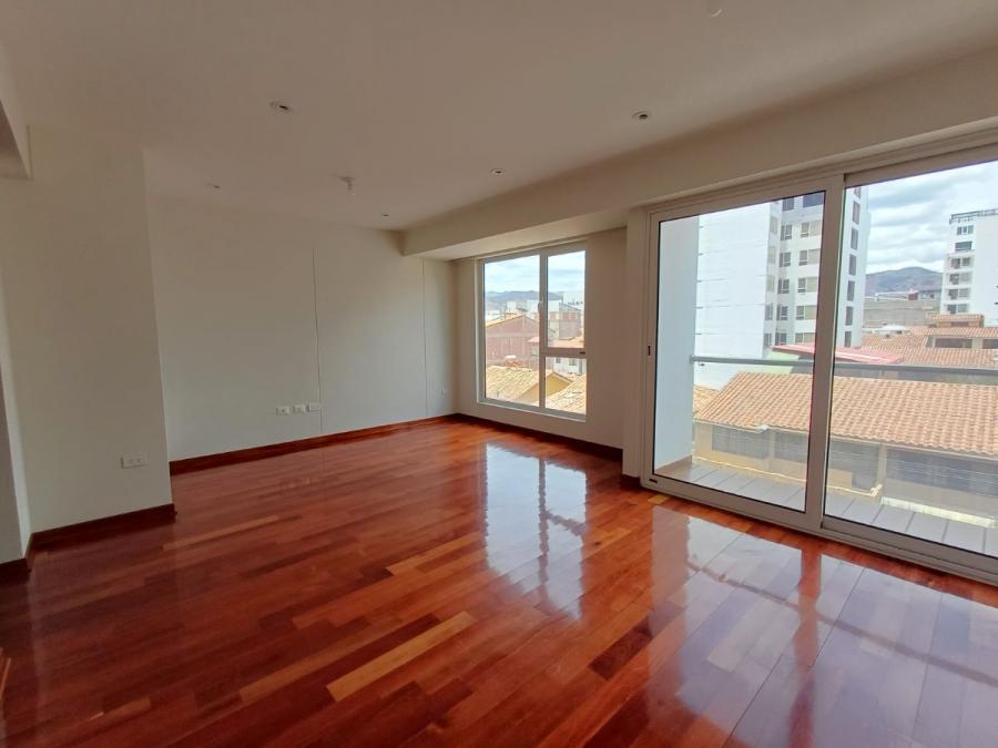 Foto Departamento en Venta en Cusco, Cusco - U$D 180.000 - DEV38189 - BienesOnLine