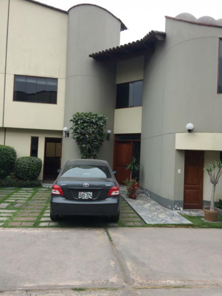 Foto Casa en Alquiler en Santiago De Surco, Lima - U$D 1.400 - CAA20894 - BienesOnLine