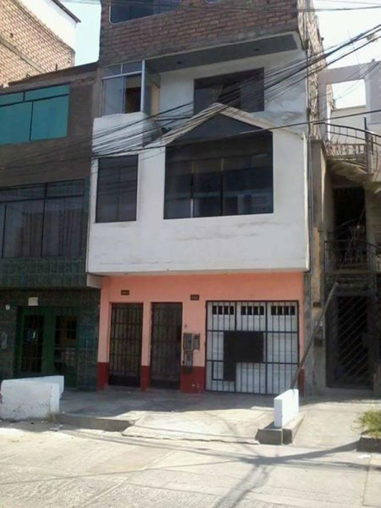 Foto Casa en Venta en SAN MARTIN DE PORRES, San Martin De Porres, Lima - U$D 670.000 - CAV19810 - BienesOnLine