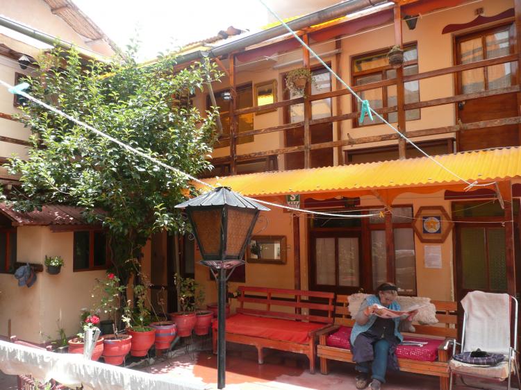 Foto Casa en Venta en Cusco, Cusco, Cusco - U$D 1.550.000 - CAV2557 - BienesOnLine