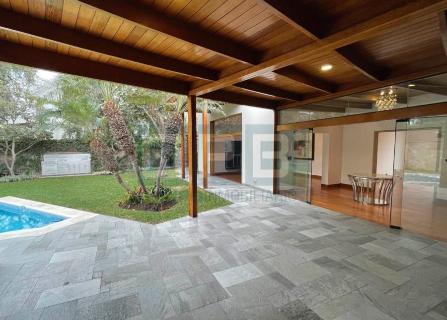 Home in Metric Way