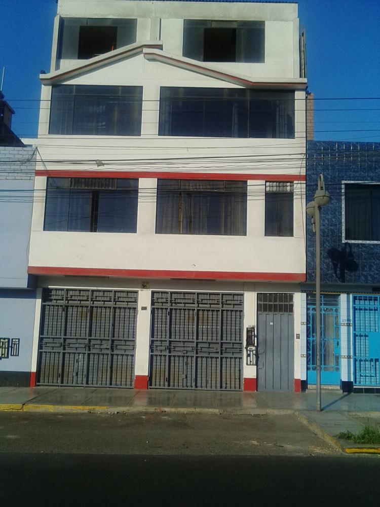 Foto Local en Alquiler en Los Olivos, Lima - U$D 1.200 - LOA24982 - BienesOnLine