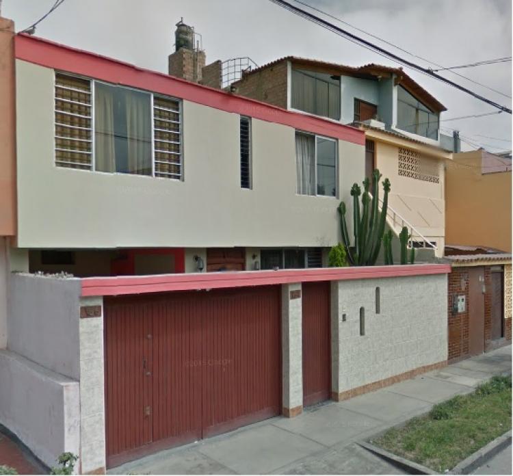 Foto Casa en Venta en San Miguel, San Miguel, Lima - U$D 280.000 - CAV24865 - BienesOnLine