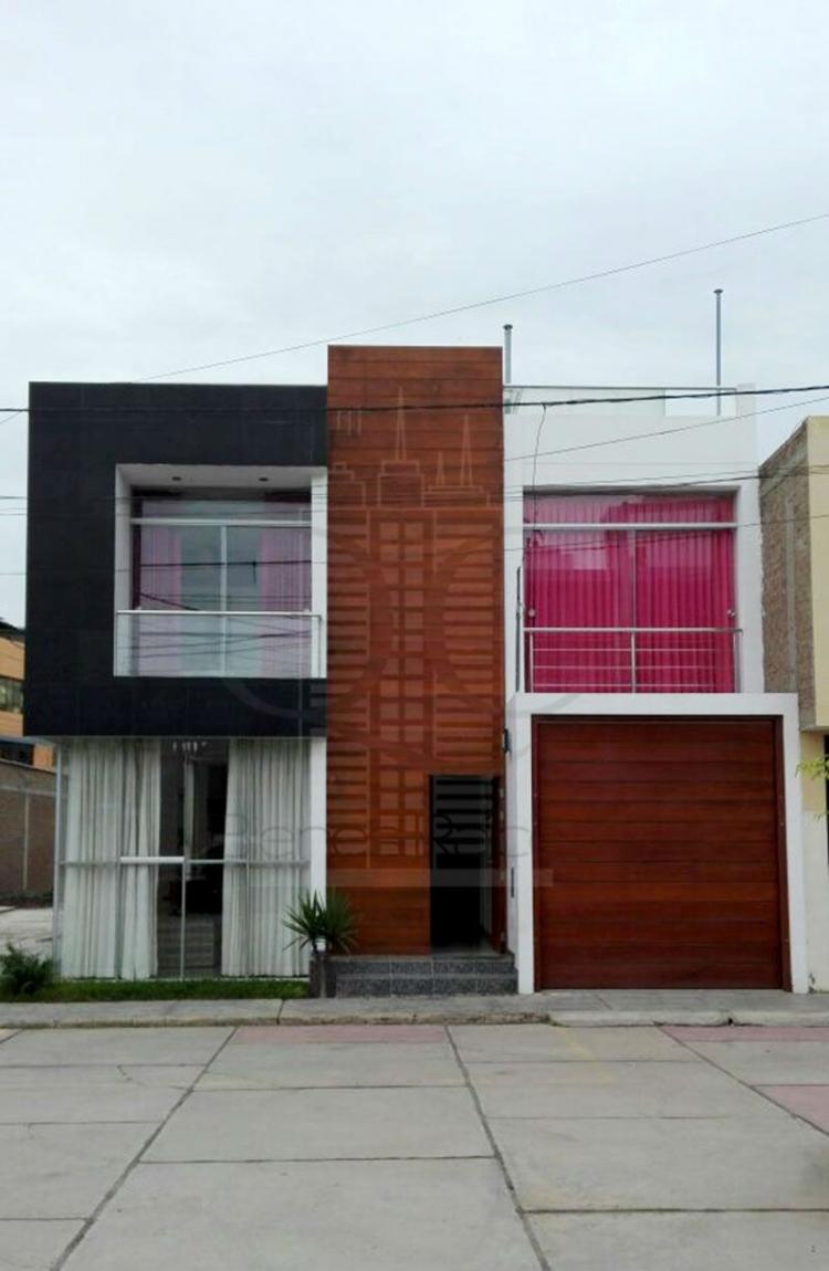 Foto Casa en Venta en Chiclayo, Chiclayo, Chiclayo - U$D 270.000 - CAV23788 - BienesOnLine