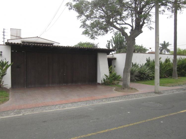 Foto Casa en Venta en Santiago De Surco, Lima - U$D 2.000.000 - CAV5065 - BienesOnLine