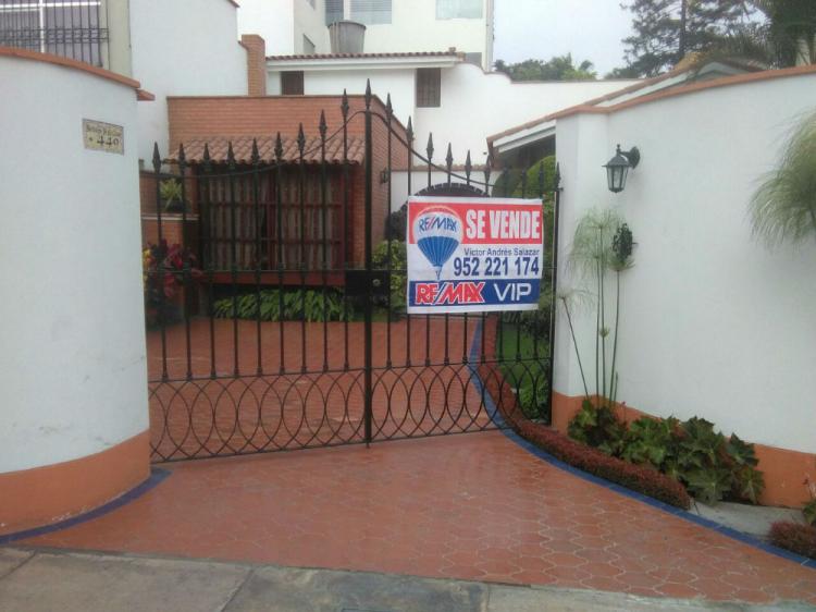 Foto Casa en Venta en SURCO, Lima, Lima - U$D 600.000 - CAV20349 - BienesOnLine