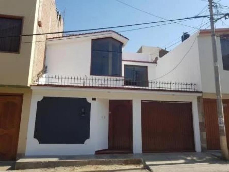 Foto Casa en Venta en Tacna, Tacna, Tacna - U$D 160.000 - CAV32672 - BienesOnLine