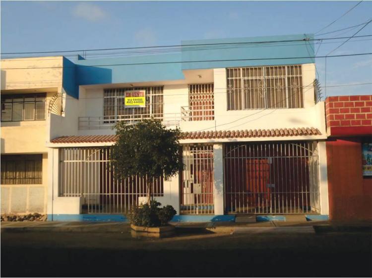 Foto Casa en Venta en Tacna, Tacna, Tacna - U$D 175.000 - CAV16782 - BienesOnLine