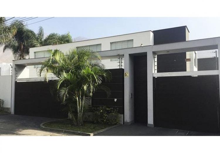 Foto Casa en Venta en La Molina, Lima - U$D 470.000 - CAV25315 - BienesOnLine