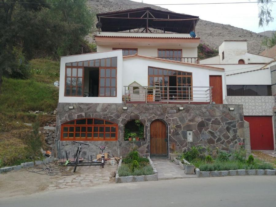 Foto Casa en Venta en Urb. Los Girasoles de Huampani, Chaclacayo, Lima - U$D 260.000 - CAV37512 - BienesOnLine
