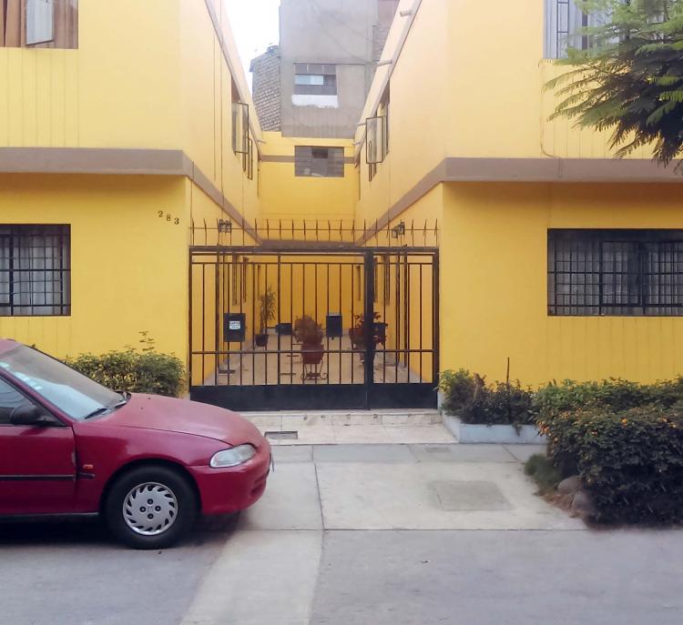 Foto Casa en Venta en Rimac, Lima - U$D 100.000 - CAV24631 - BienesOnLine
