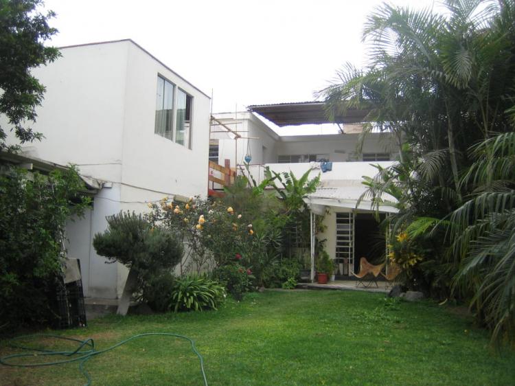 Foto Casa en Venta en Miraflores, Miraflores, Lima - U$D 950.000 - CAV13920 - BienesOnLine