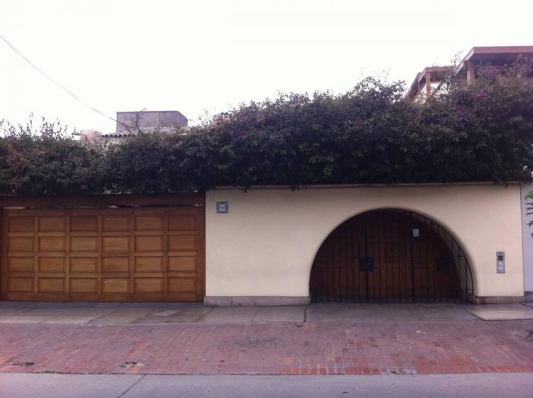 Foto Casa en Venta en Miraflores, Lima, Lima - U$D 650.000 - CAV22596 - BienesOnLine