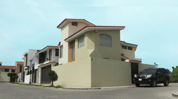 Foto Casa en Venta en Cayma, Arequipa - U$D 550.000 - CAV21973 - BienesOnLine