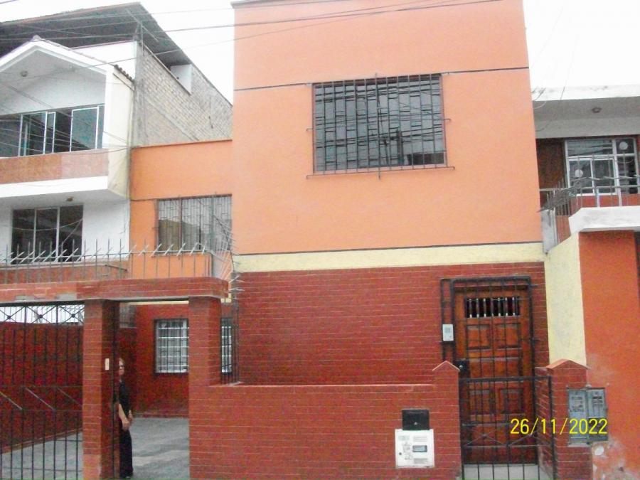 Foto Casa en Venta en San Juan De Miraflores, San Juan De Miraflores, Lima - U$D 220.000 - CAV36580 - BienesOnLine