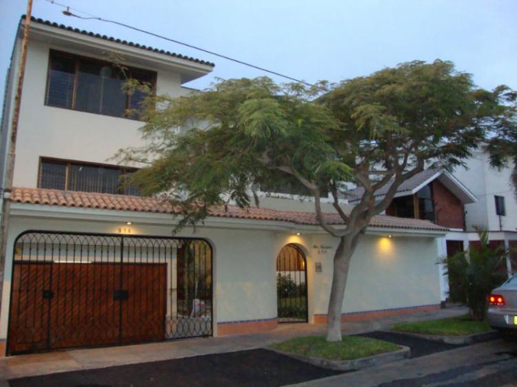 Foto Casa en Venta en La Molina, La Molina, Lima - U$D 560.000 - CAV11812 - BienesOnLine