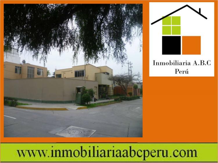 Foto Casa en Venta en SAN BORJA, Lima, Lima - U$D 1.500.000 - CAV15765 - BienesOnLine