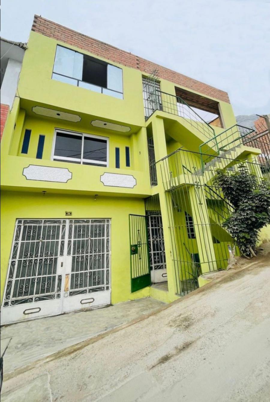 Foto Casa en Venta en Comas, Comas, Lima - U$D 140.000 - CAV35990 - BienesOnLine