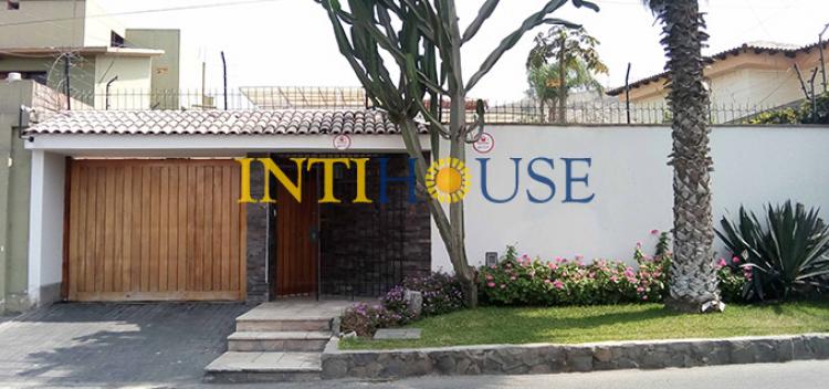 Foto Casa en Venta en La Molina, Lima - U$D 780.000 - CAV24188 - BienesOnLine