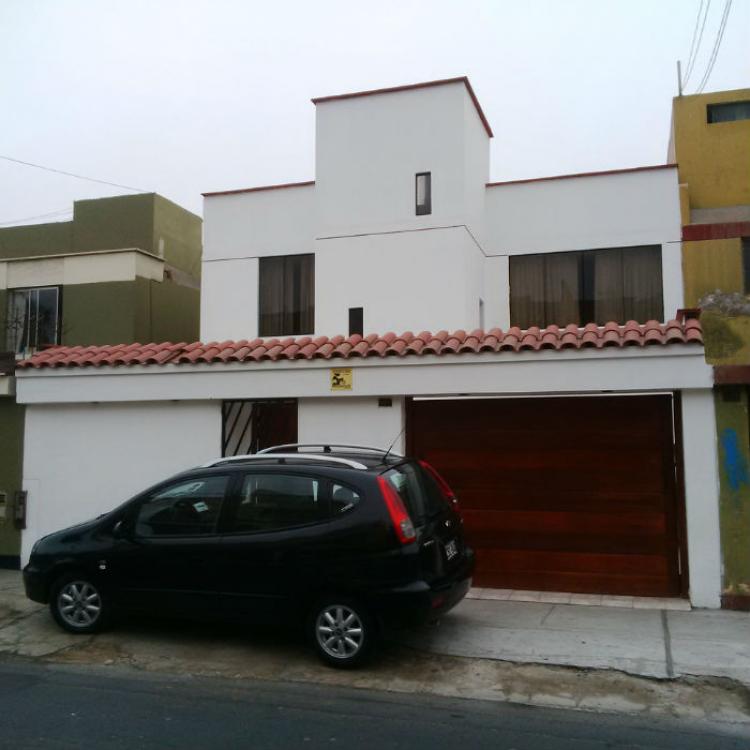 Foto Casa en Venta en San  miguel, Lima, Lima - U$D 340.000 - CAV16447 - BienesOnLine