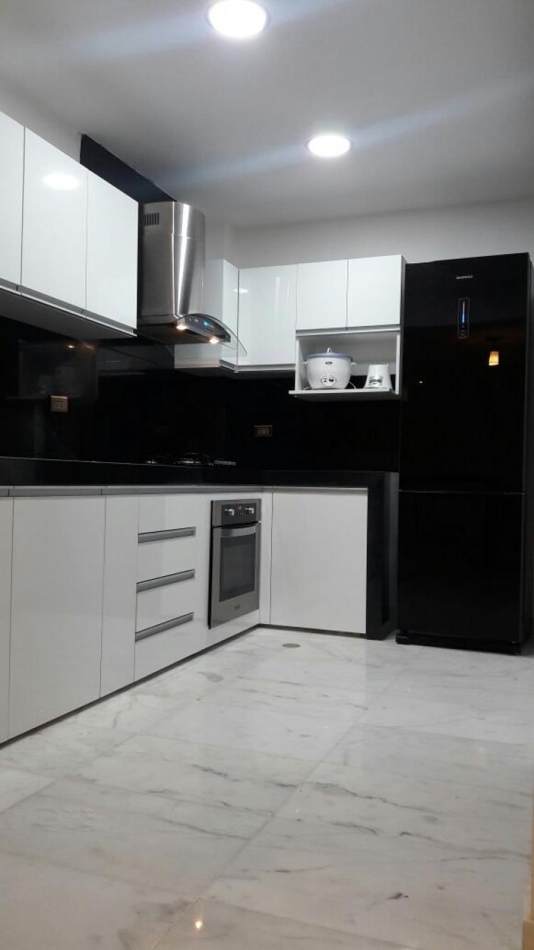 Home in Metric Way