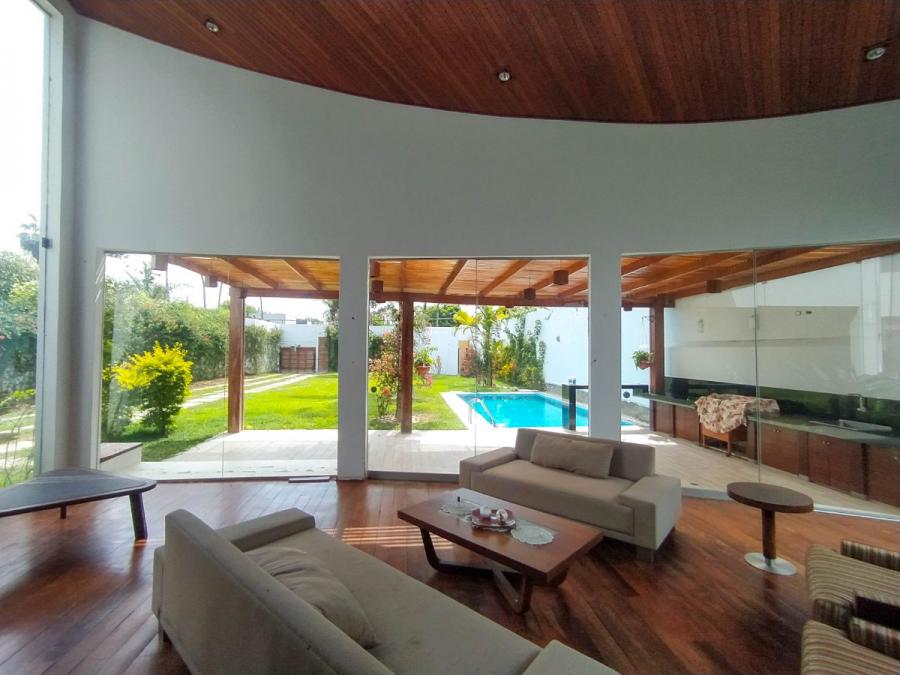 Foto Casa en Venta en Chorrillos, Lima, Lima - U$D 850.000 - CAV35867 - BienesOnLine