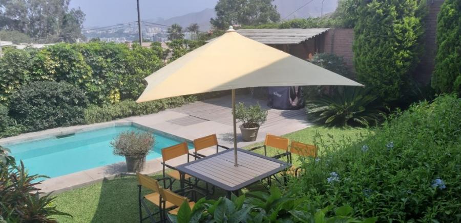 Foto Casa en Venta en Santiago De Surco, Lima - U$D 750.000 - CAV37154 - BienesOnLine