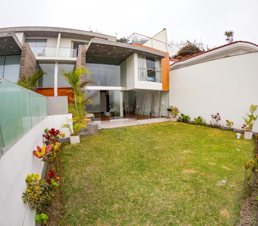 Home in Metric Way