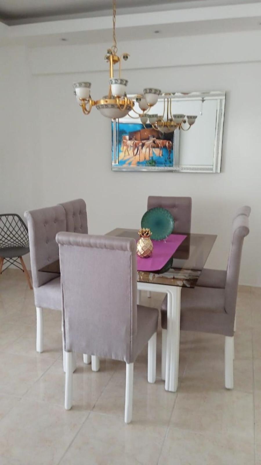 Apartamento en Alquiler en Piantini, Santo Domingo