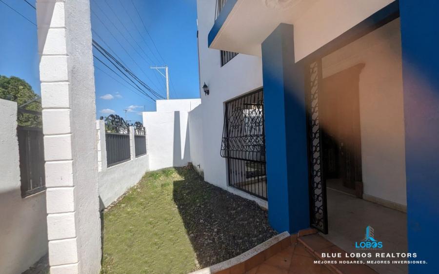 Foto Casa en Venta en Santo Domingo Este, Santo Domingo - $ 15.700.000 - CAV59331 - BienesOnLine