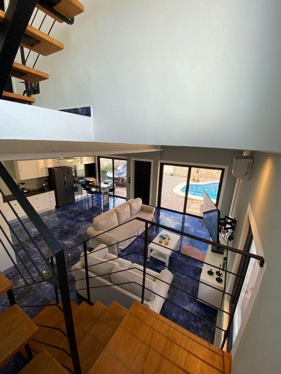 Home in Metric Way
