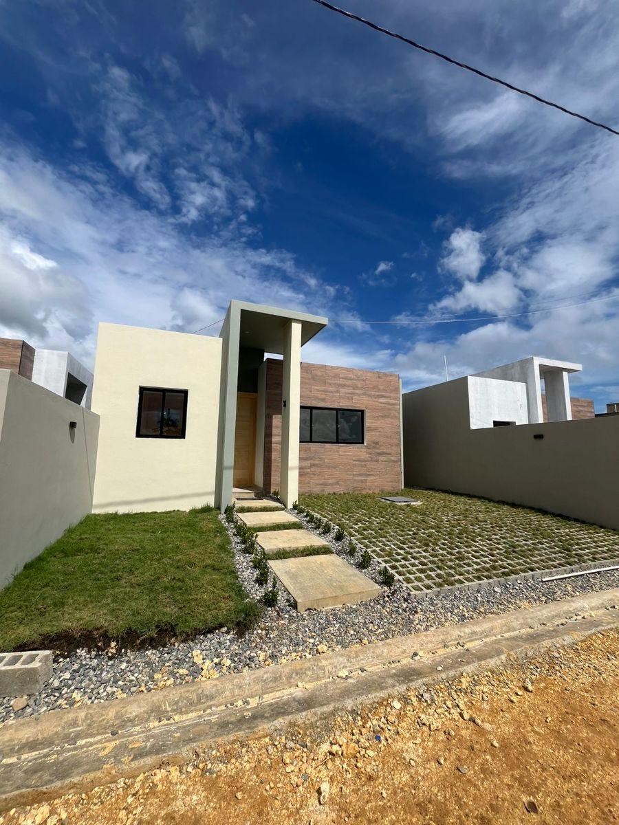 Foto Casa en Venta en Santo Domingo Este, Santo Domingo - U$D 113.280 - CAV81336 - BienesOnLine