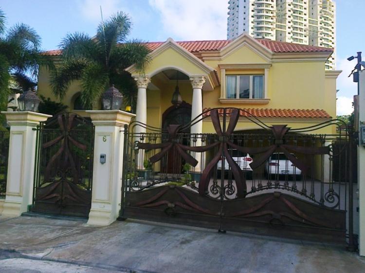 Home in Metric Way