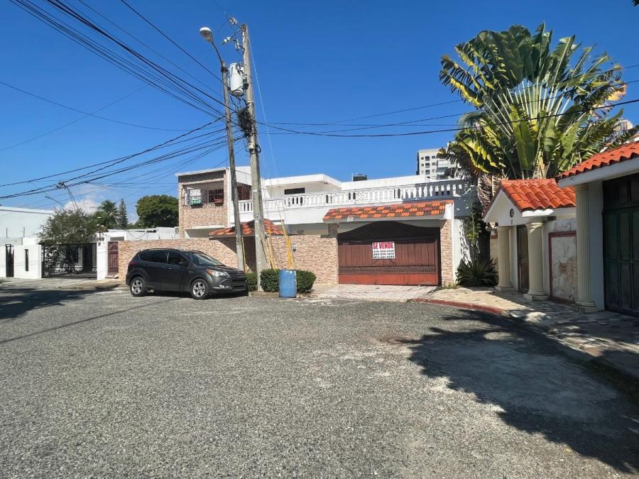Foto Casa en Venta en El Milln, Distrito Nacional - $ 24.900.000 - CAV18067 - BienesOnLine