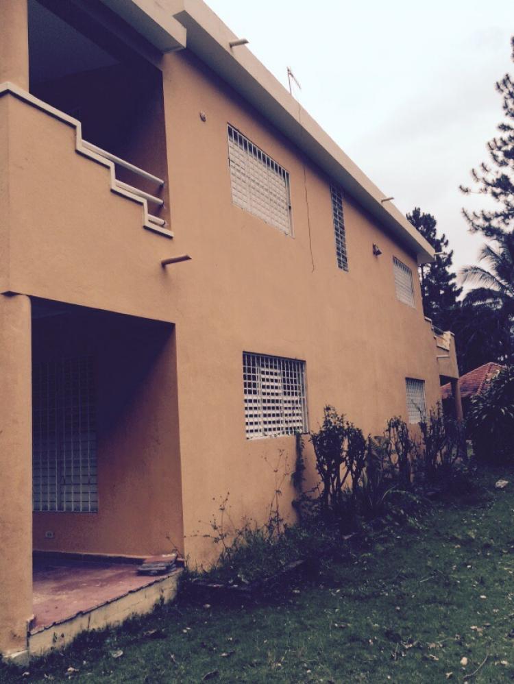 Foto Casa en Venta en Bonao, Monseor Nouel - U$D 400.000 - CAV2445 - BienesOnLine