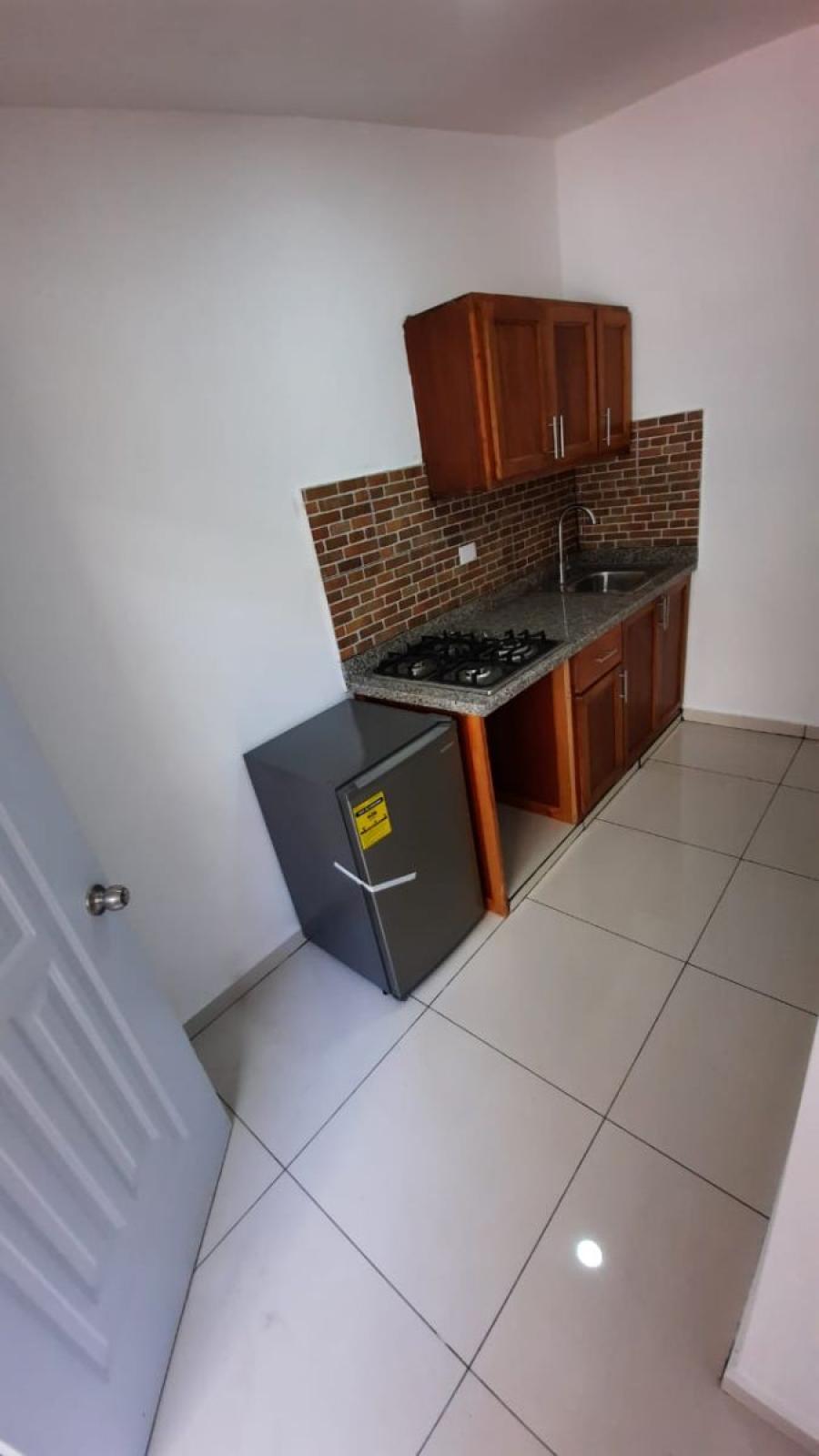 Foto Apartamento en Alquiler en Zona Universitaria, Distrito Nacional, Distrito Nacional - $ 17.900 - APA8676 - BienesOnLine