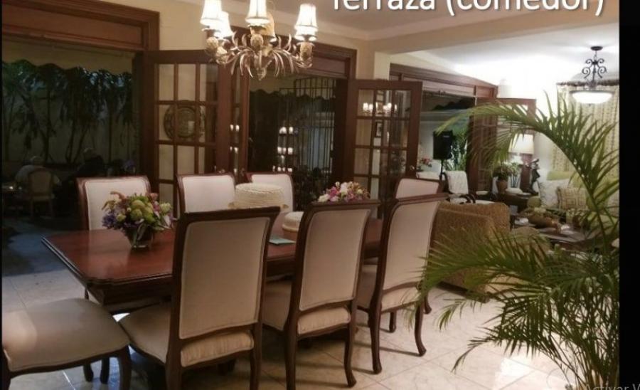 Foto Casa en Alquiler en Santo Domingo Este, Santo Domingo - U$D 12.000 - CAA20363 - BienesOnLine