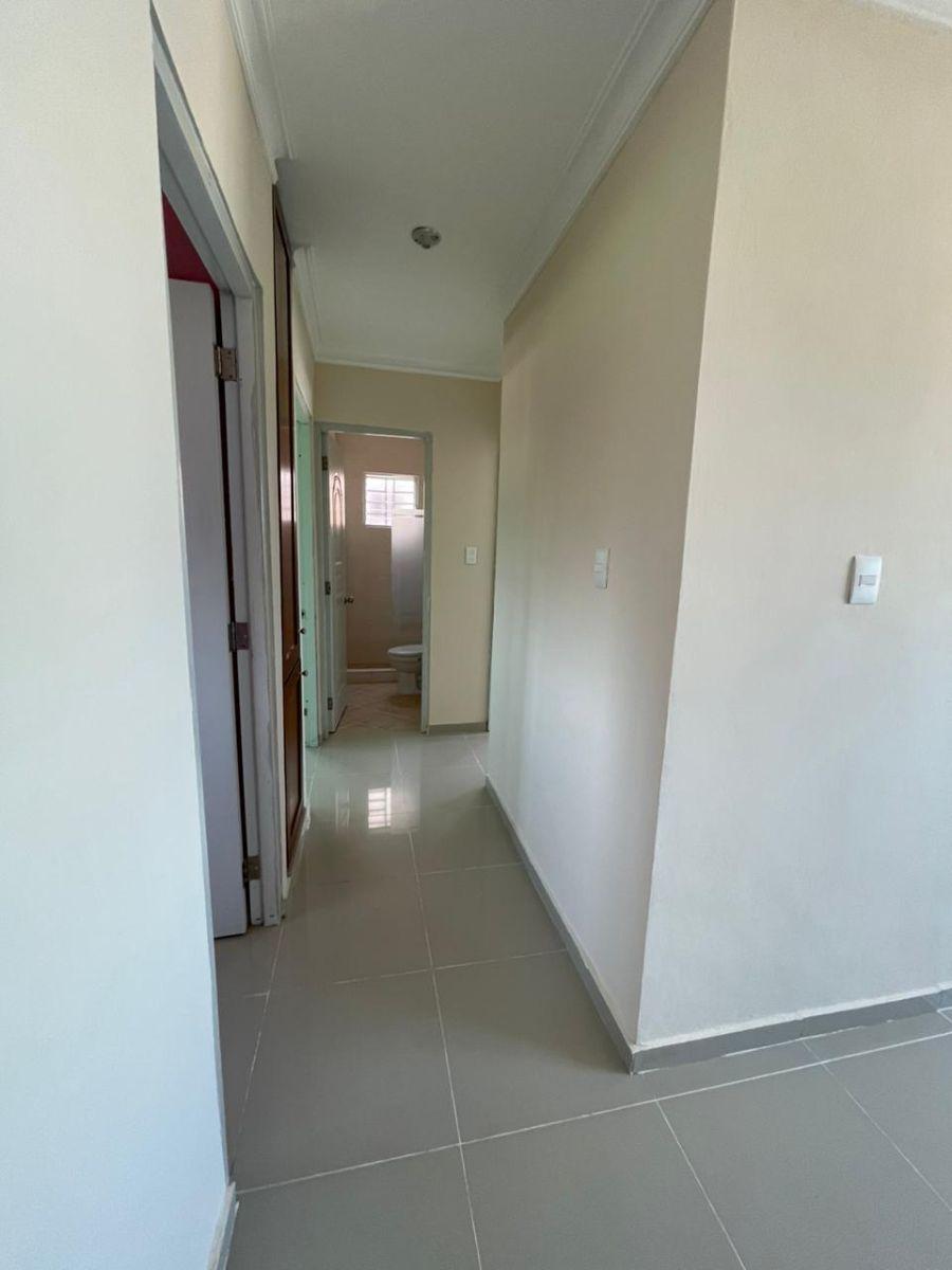 Foto Apartamento en Alquiler en Santo Domingo Este, Santo Domingo - $ 22.000 - APA77610 - BienesOnLine