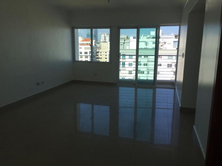 Foto Apartamento en Alquiler en Evaristo Morales, Distrito Nacional - U$D 1.100 - APA9386 - BienesOnLine