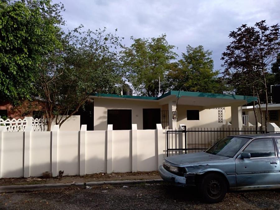 Foto Casa en Alquiler en Bello Campo, Santo Domingo Este, Santo Domingo - $ 13.000 - CAA7923 - BienesOnLine