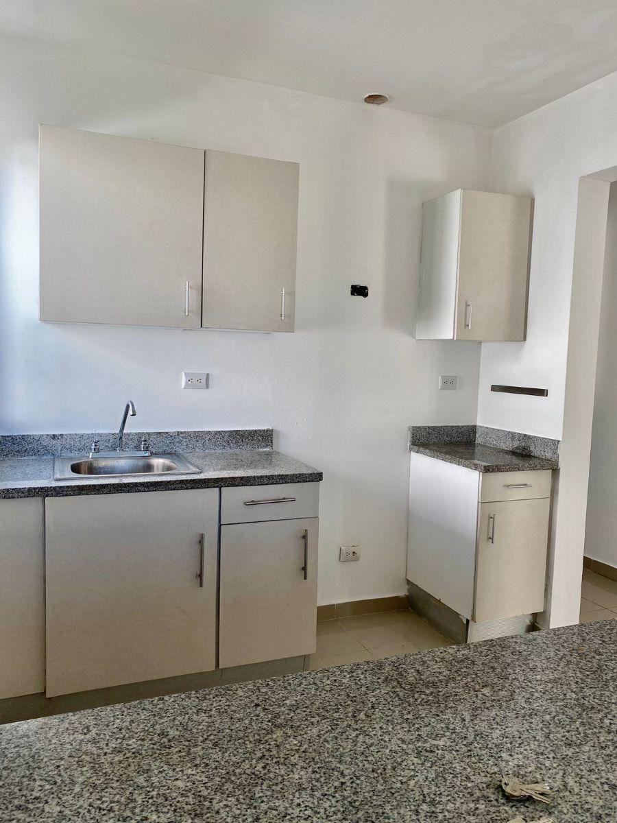 Foto Casa en Alquiler en Av. Barcelo, Salvaleón de Higüey, La Altagracia - U$D 680 - CAA47474 - BienesOnLine