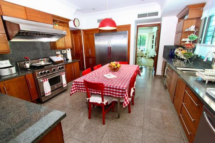 Foto Apartamento en Alquiler en CACICAZGOS, , Distrito Nacional - U$D 1.600 - DEA36482 - BienesOnLine