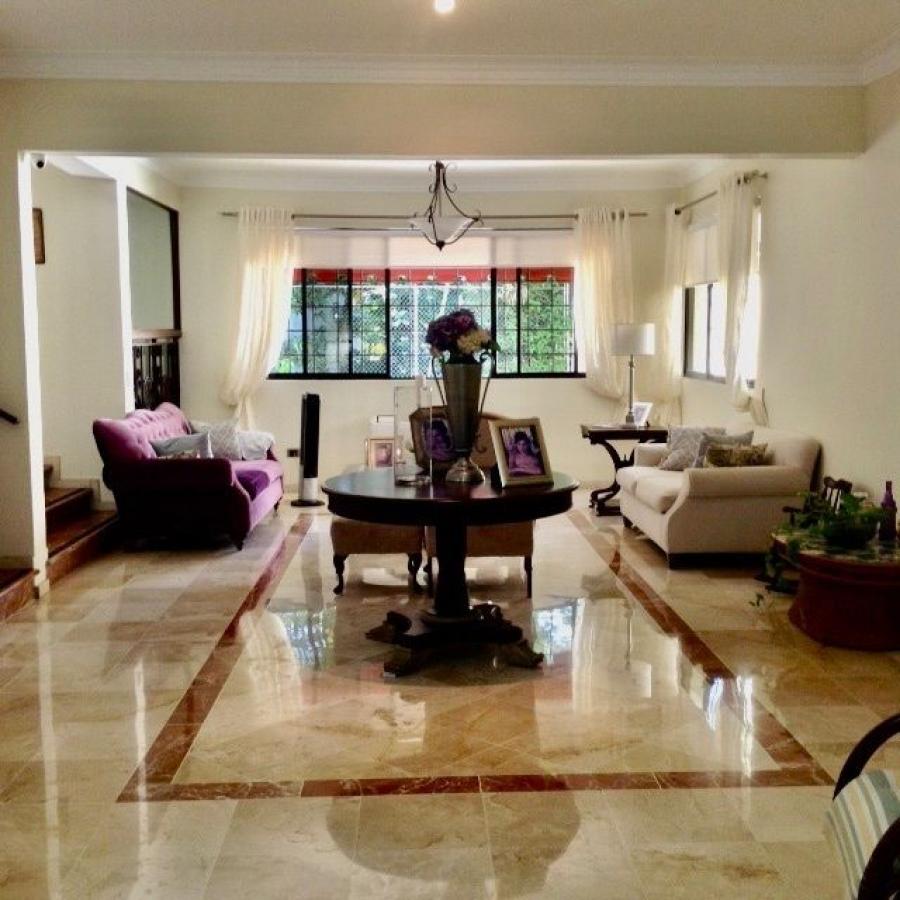Foto Casa en Alquiler en ARROYO HONDO, Santo Domingo, Distrito Nacional - U$D 5.500 - CAA6621 - BienesOnLine