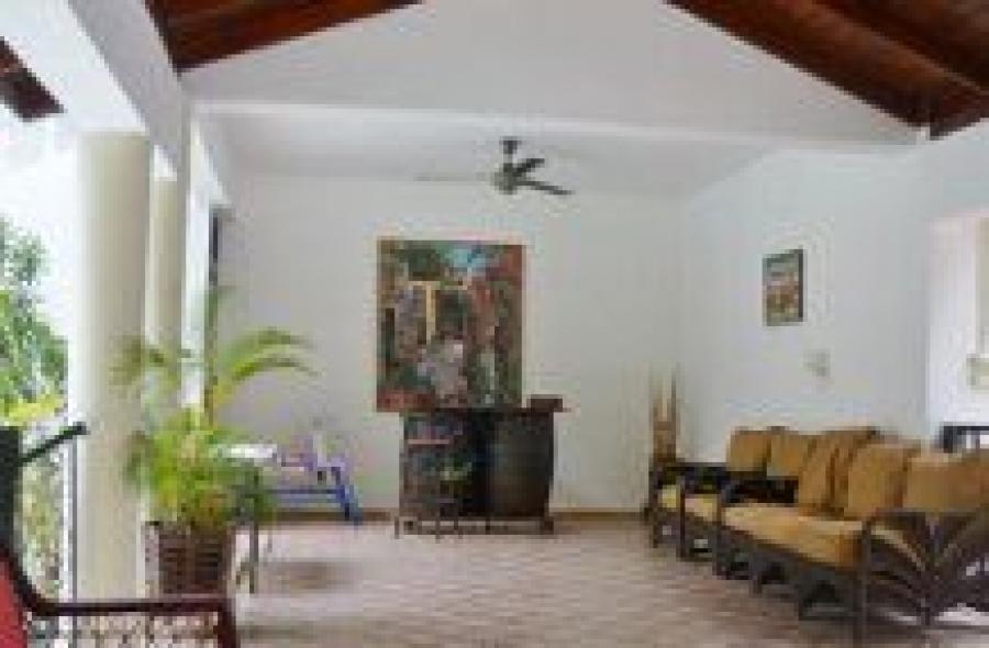 Foto Casa en Venta en Arroyo Hondo III, Altos de Arroyo Hondo, Distrito Nacional - U$D 355.000 - CAV7549 - BienesOnLine