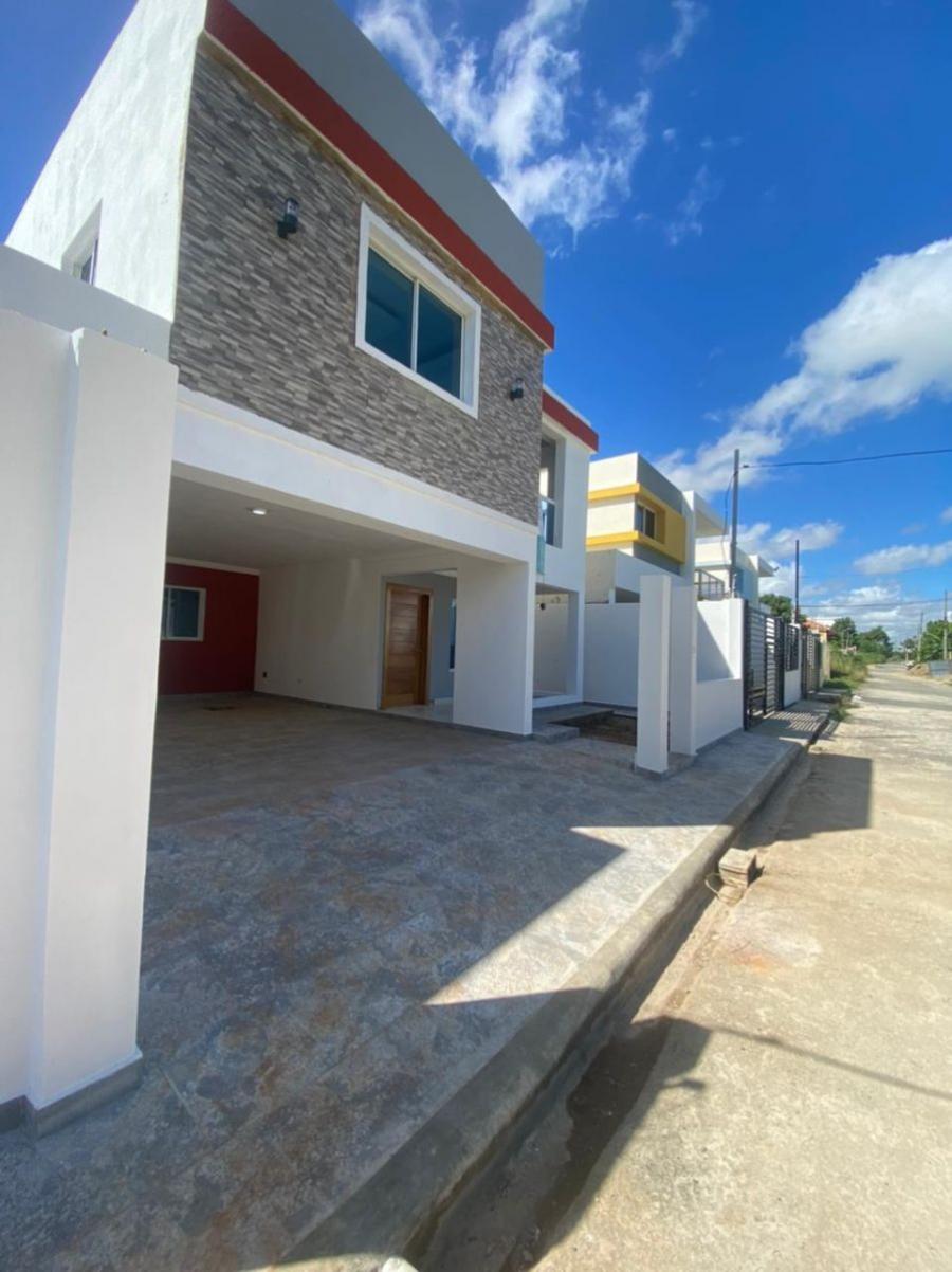 Foto Casa en Venta en PRADO ORIENTAL, Santo Domingo Este, Santo Domingo - $ 12.300.000 - CAV25670 - BienesOnLine