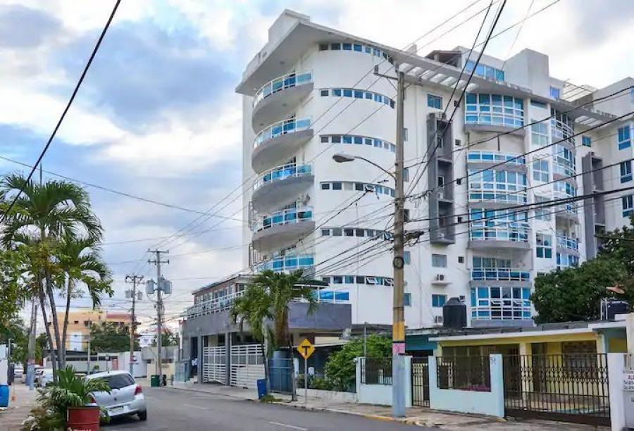 Foto Apartamento en Alquiler en evaristo morales, evaristo morales, Distrito Nacional - U$D 1.200 - APA30894 - BienesOnLine