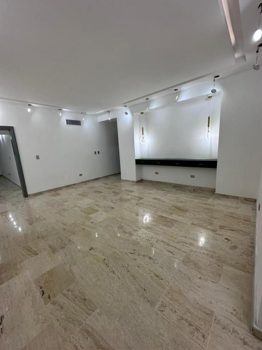 Foto Apartamento en Alquiler en Bella Vista, Bella Vista, Distrito Nacional - U$D 1.800 - APA53848 - BienesOnLine