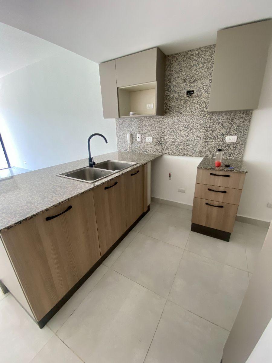 Foto Apartamento en Alquiler en Evaristo Morales, Santo Domingo de Guzmn, Distrito Nacional - U$D 1.000 - APA54533 - BienesOnLine