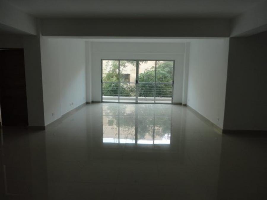 Foto Apartamento en Alquiler en Evaristo Morales, Evaristo Morales, Distrito Nacional - U$D 1.200 - APA6482 - BienesOnLine