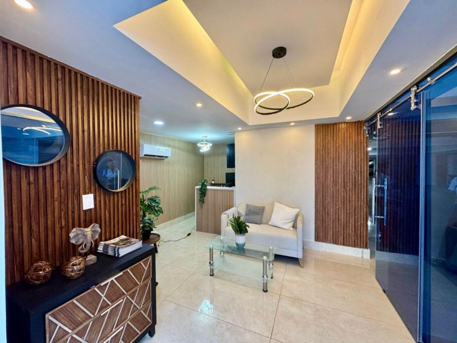 Home in Metric Way